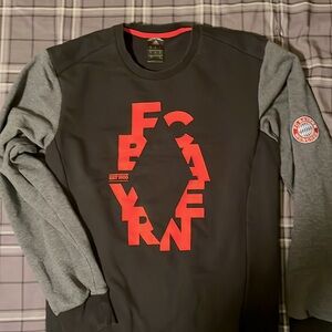 Adidas FC Bayern Munchen sweatshirt